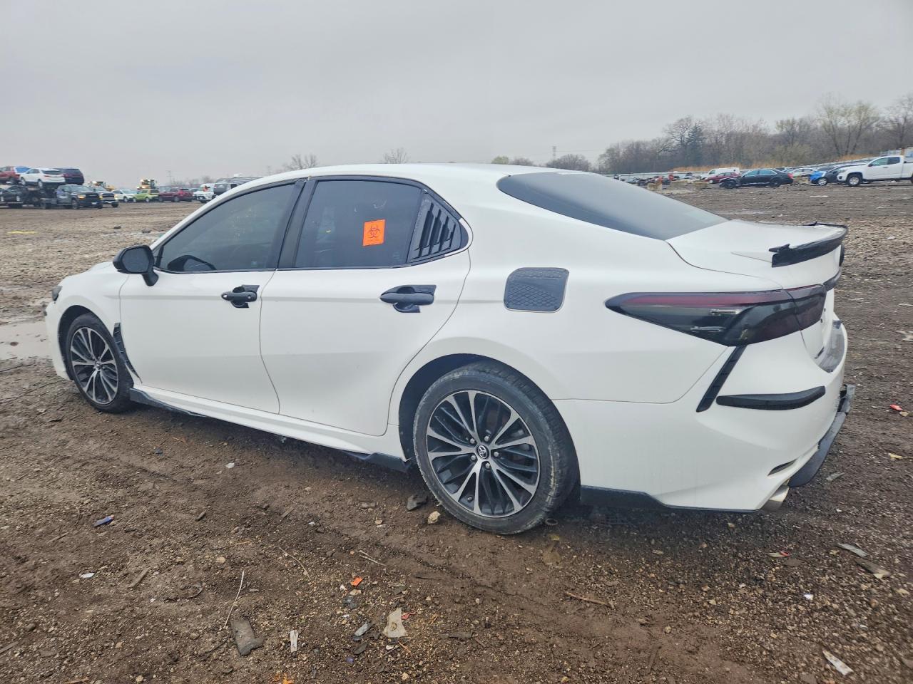 2018 TOYOTA CAMRY