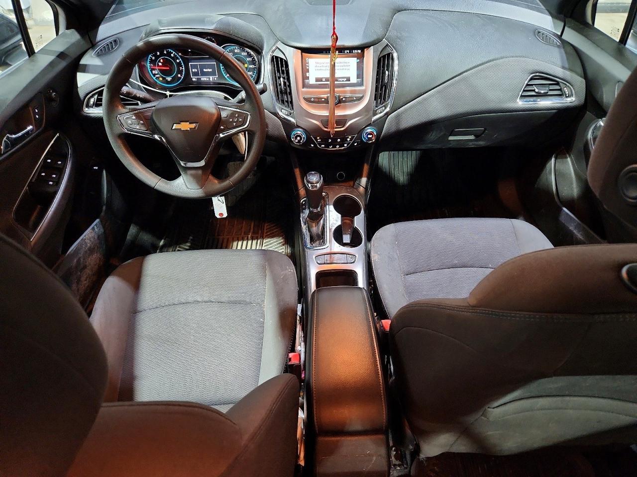 2016 CHEVROLET CRUZE