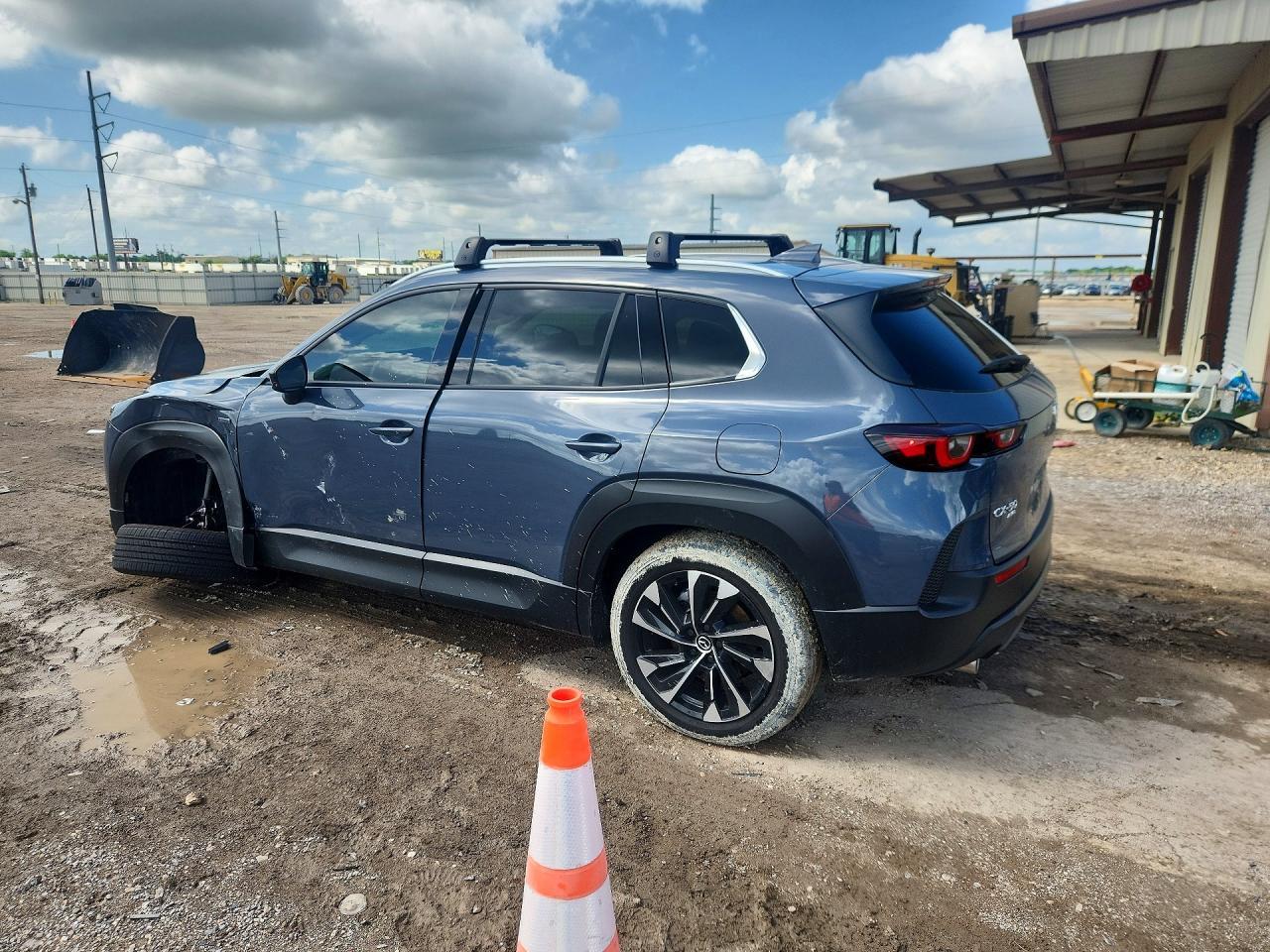 2025 MAZDA CX-50