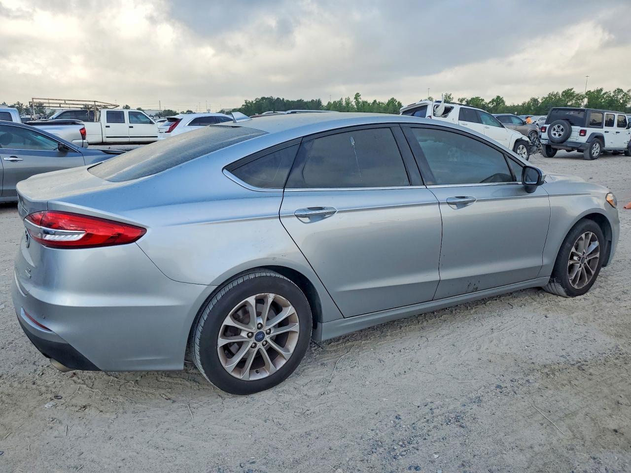 2020 FORD FUSION