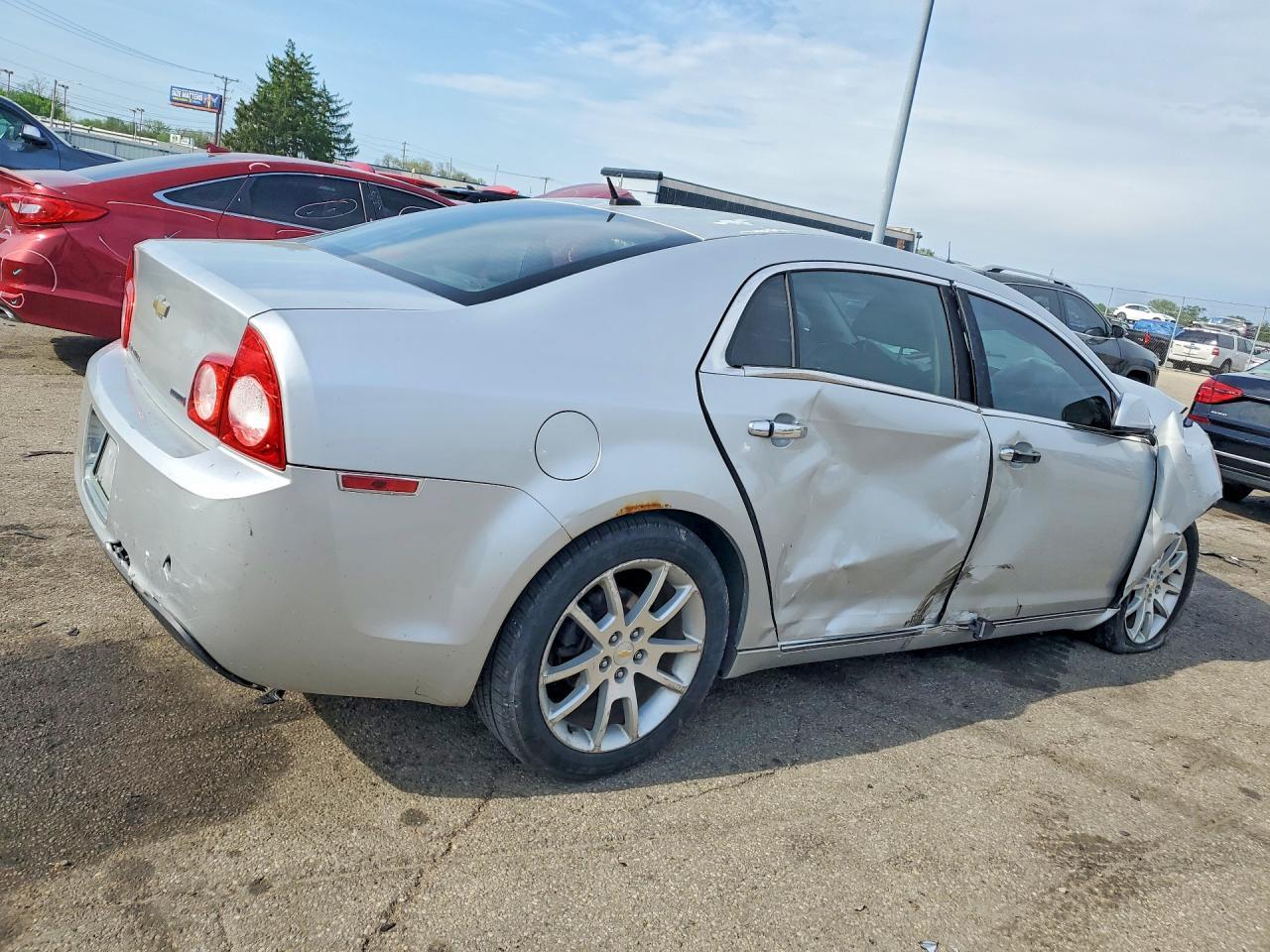 2011 CHEVROLET MALIBU