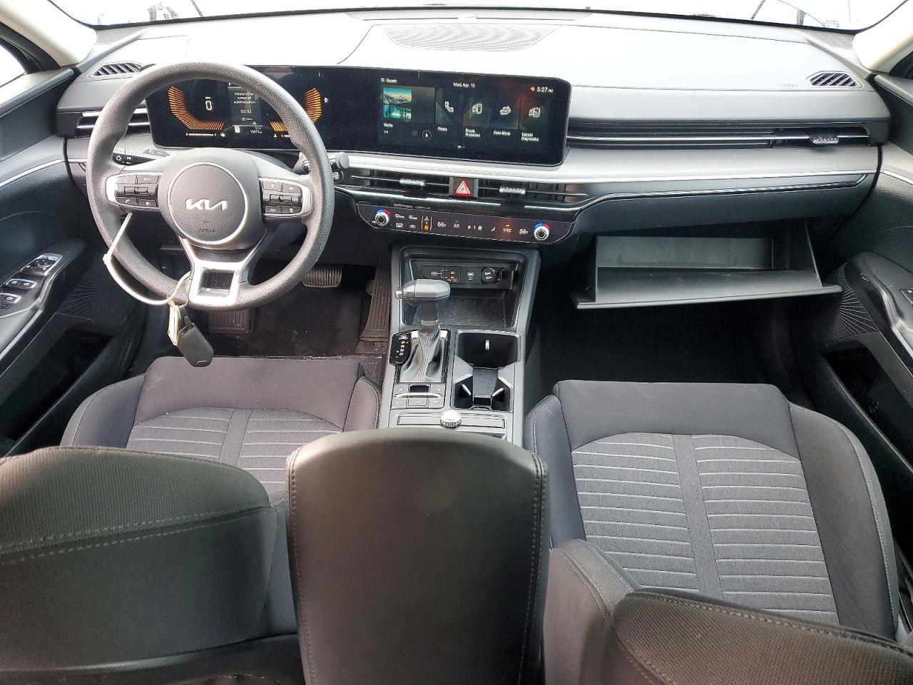 2025 KIA K5
