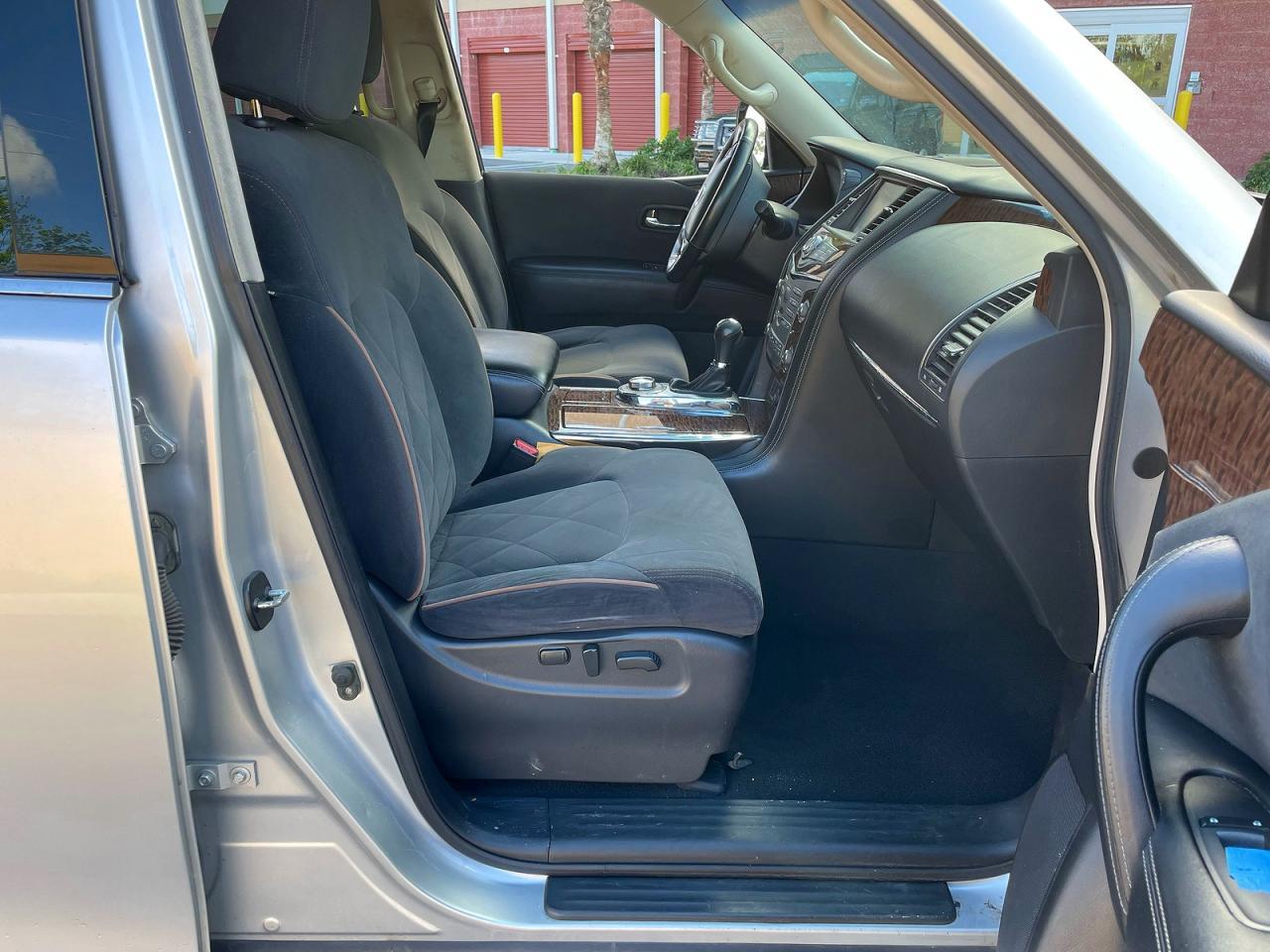 2017 NISSAN Armada