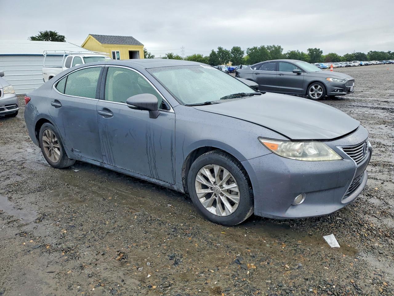 2013 LEXUS ES 300H