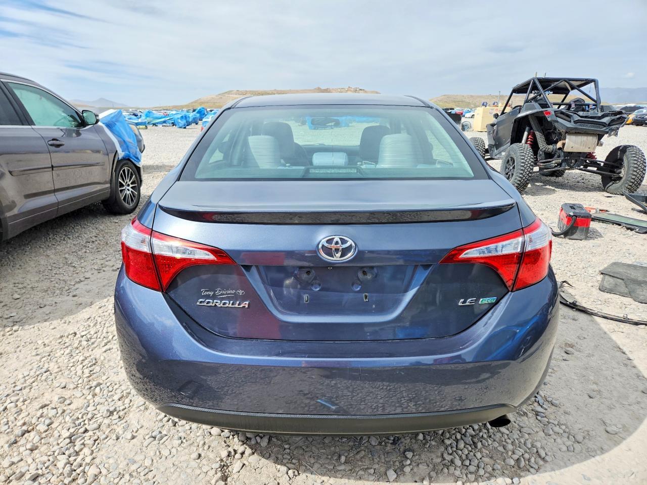 2015 TOYOTA COROLLA