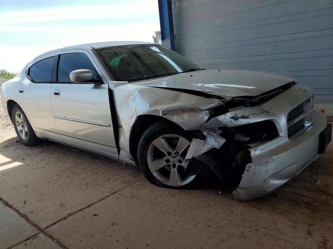 2010 DODGE CHARGER