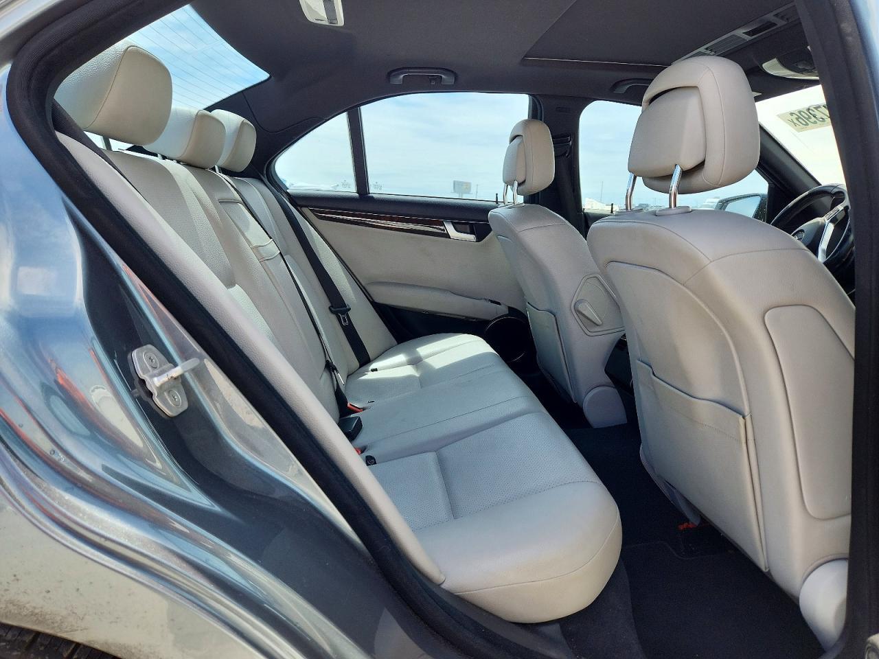 2012 MERCEDES-BENZ C-CLASS