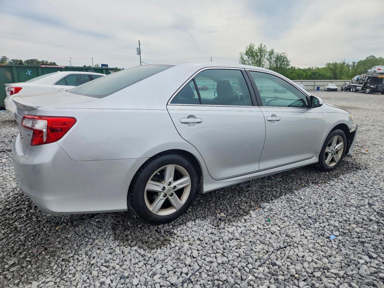 2014 TOYOTA CAMRY