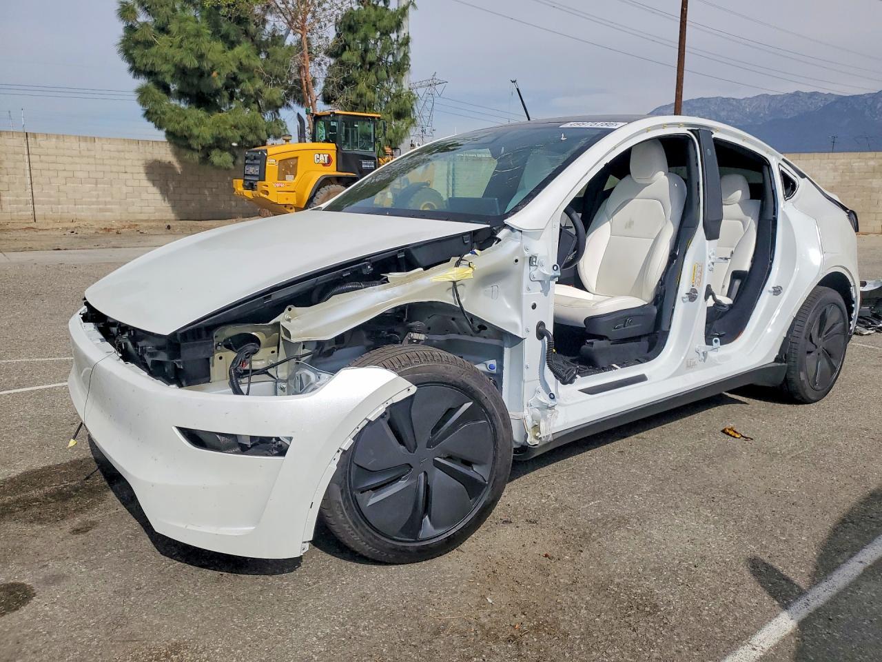 2026 TESLA MODEL Y