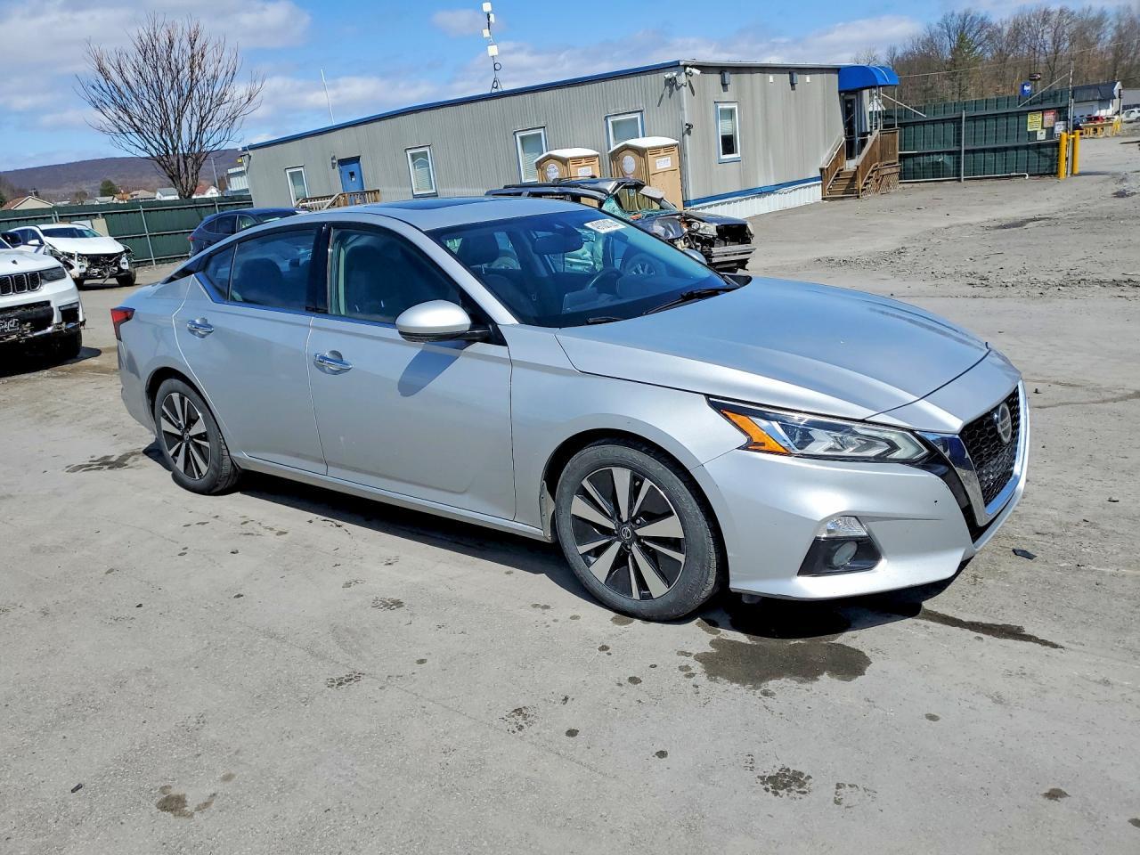 2020 NISSAN ALTIMA