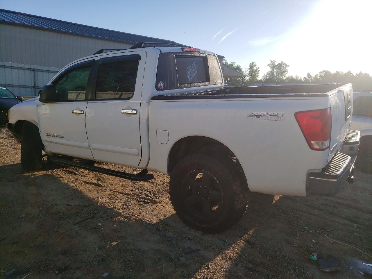 2007 NISSAN Titan