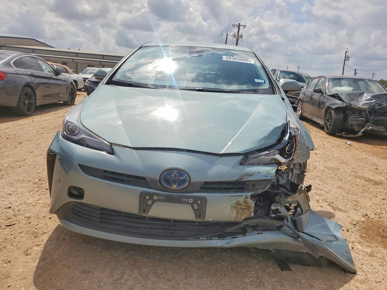 2019 TOYOTA PRIUS