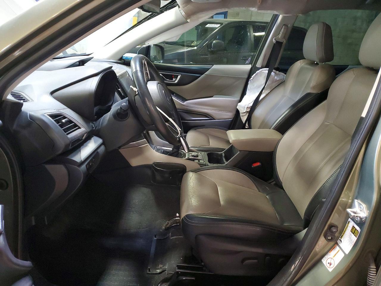 2020 SUBARU FORESTER