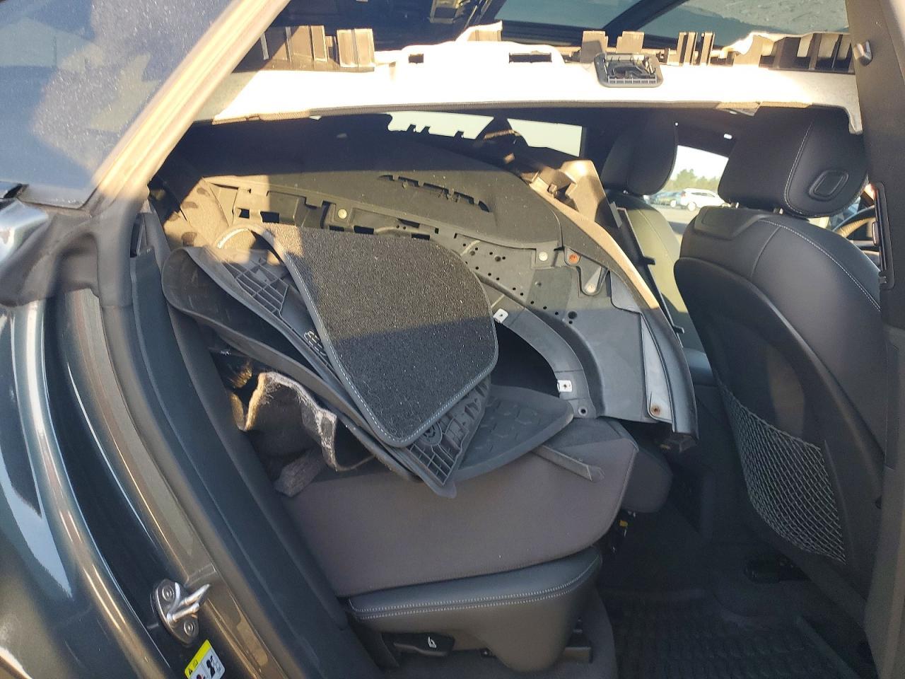 2019 AUDI Q8