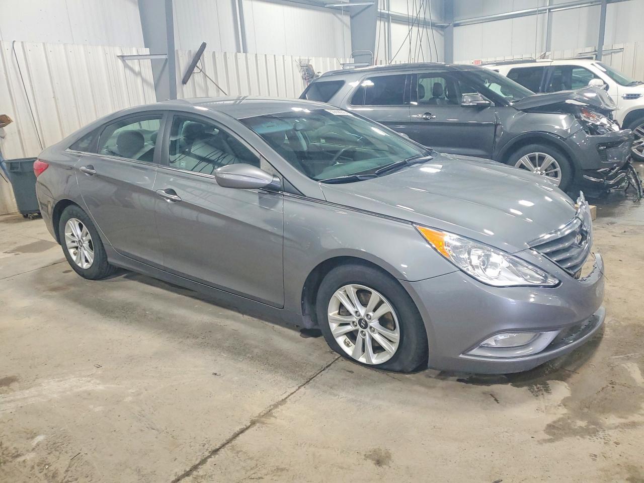 2013 HYUNDAI SONATA