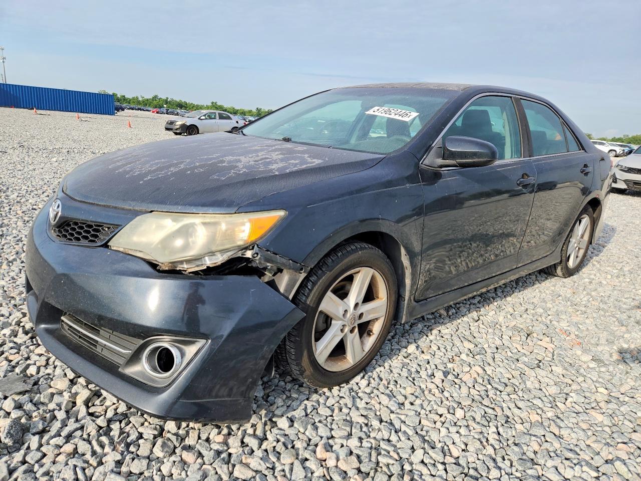 2014 TOYOTA CAMRY
