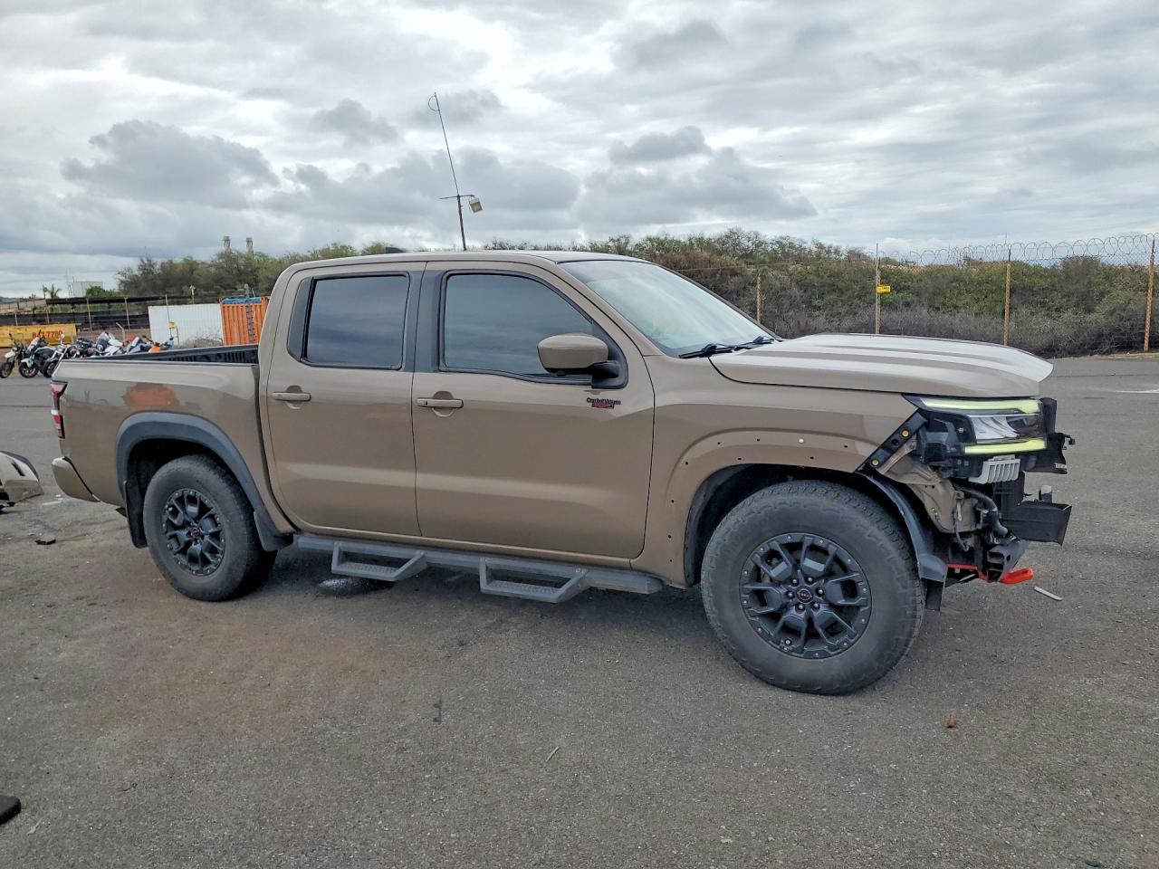 2022 NISSAN Frontier