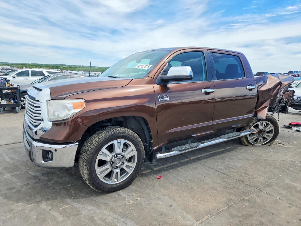 2017 TOYOTA TUNDRA