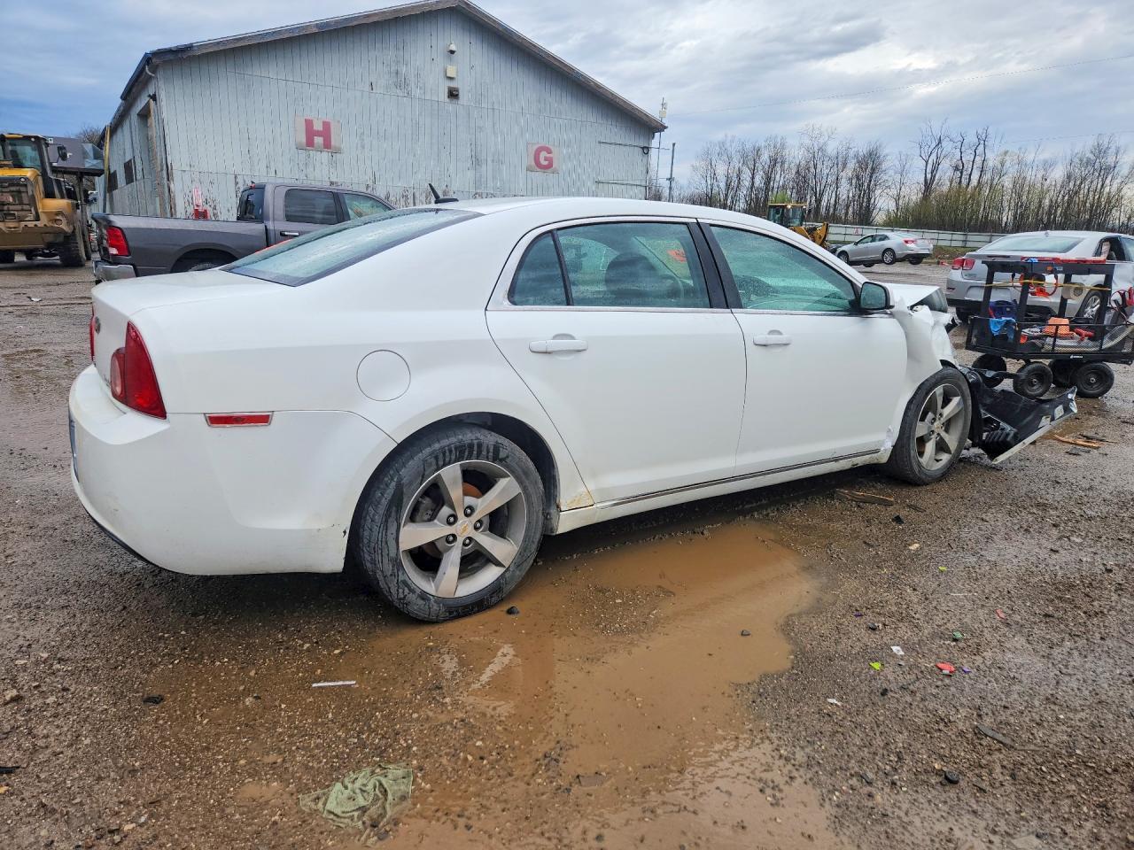 2011 CHEVROLET MALIBU