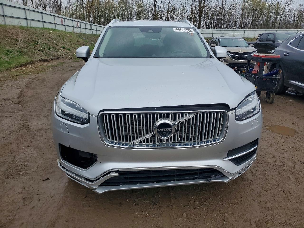2019 VOLVO XC90