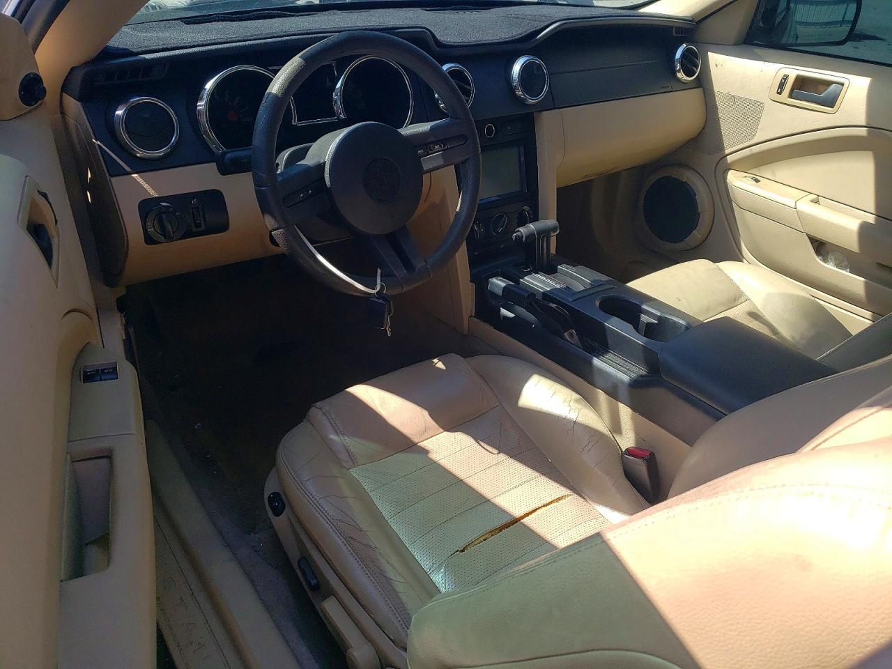 2005 FORD MUSTANG