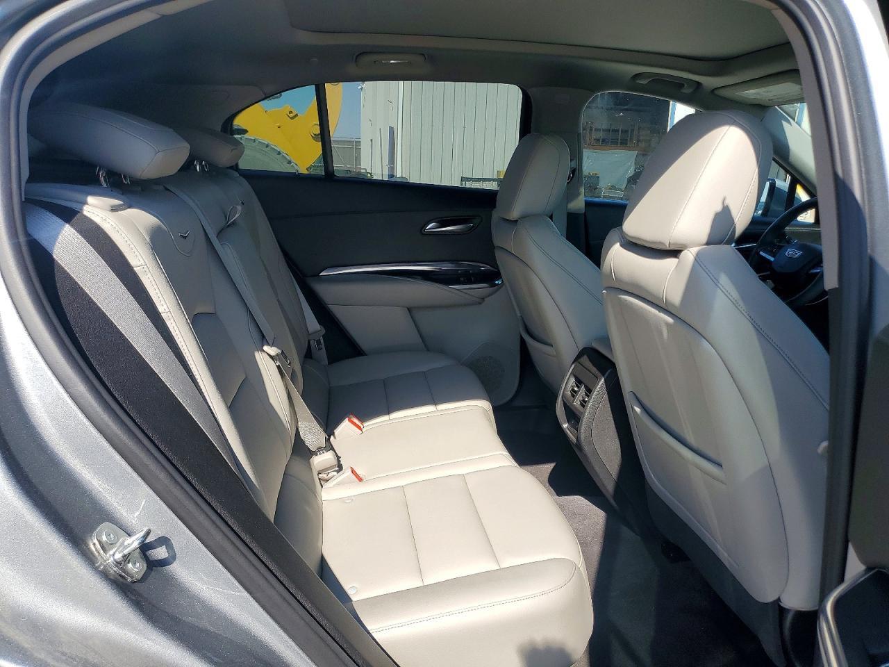 2023 CADILLAC XT4