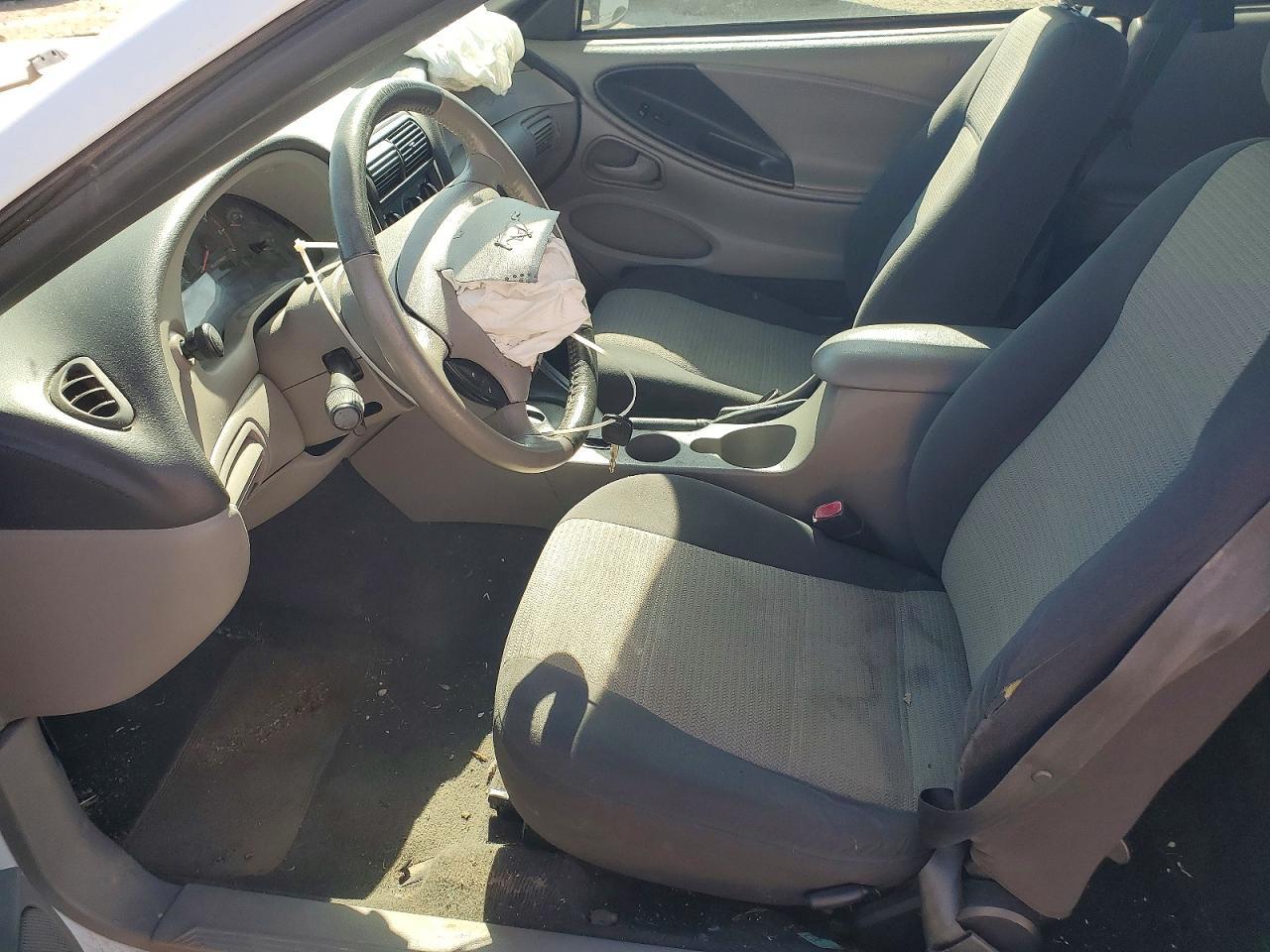 2004 FORD MUSTANG
