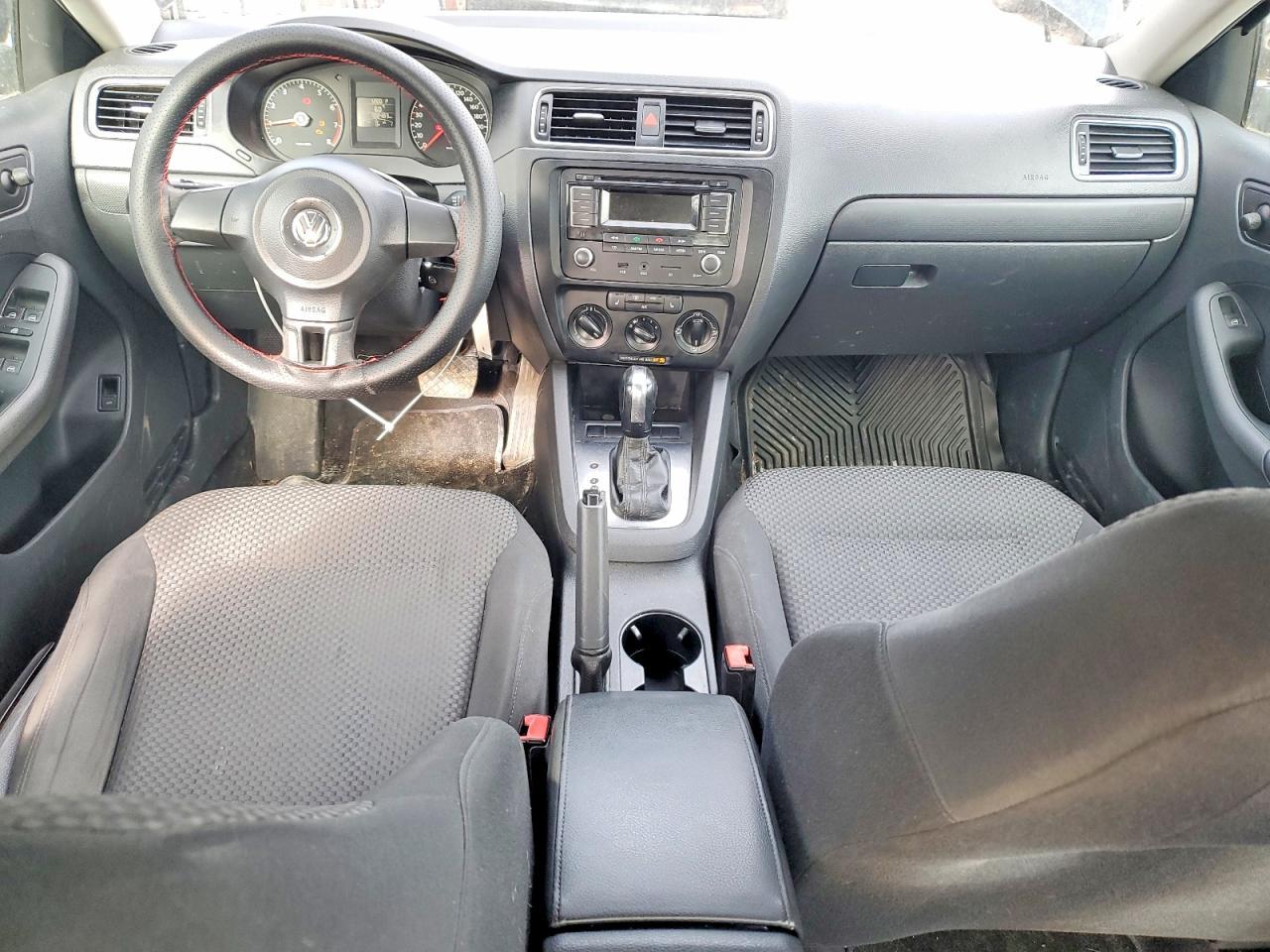 2013 VOLKSWAGEN JETTA