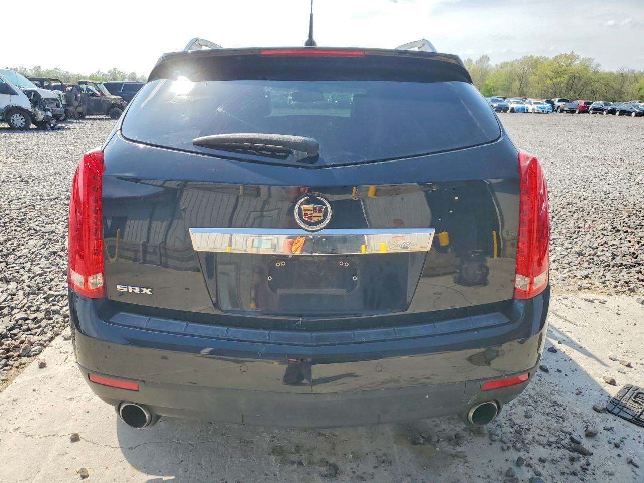 2011 CADILLAC SRX