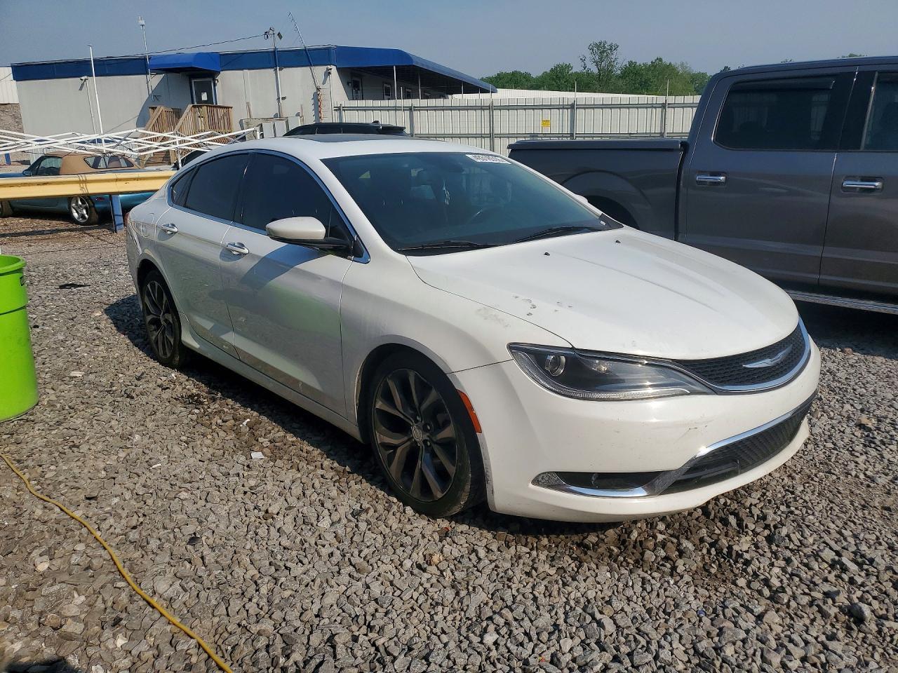 2015 CHRYSLER 200