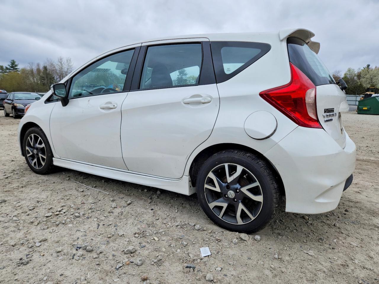 2015 NISSAN Versa Note
