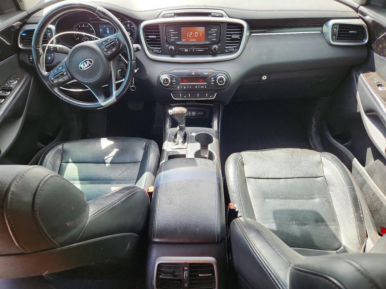 2016 KIA SORENTO
