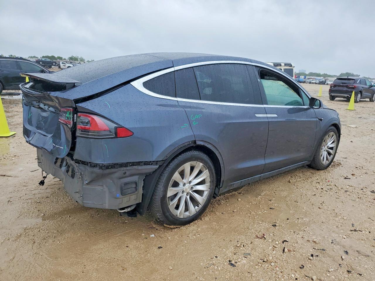 2020 TESLA MODEL X