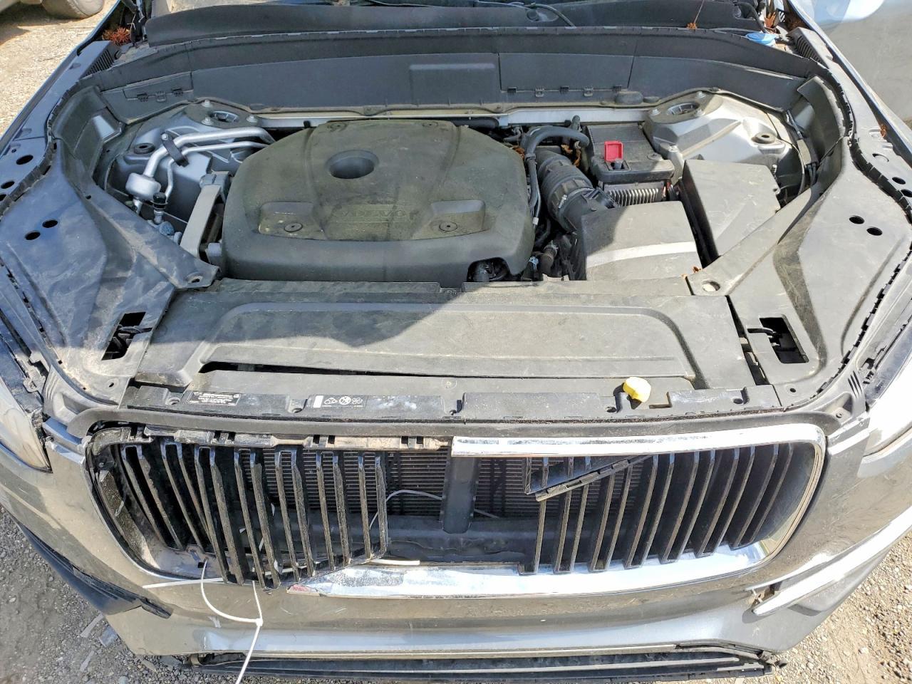 2018 VOLVO XC90