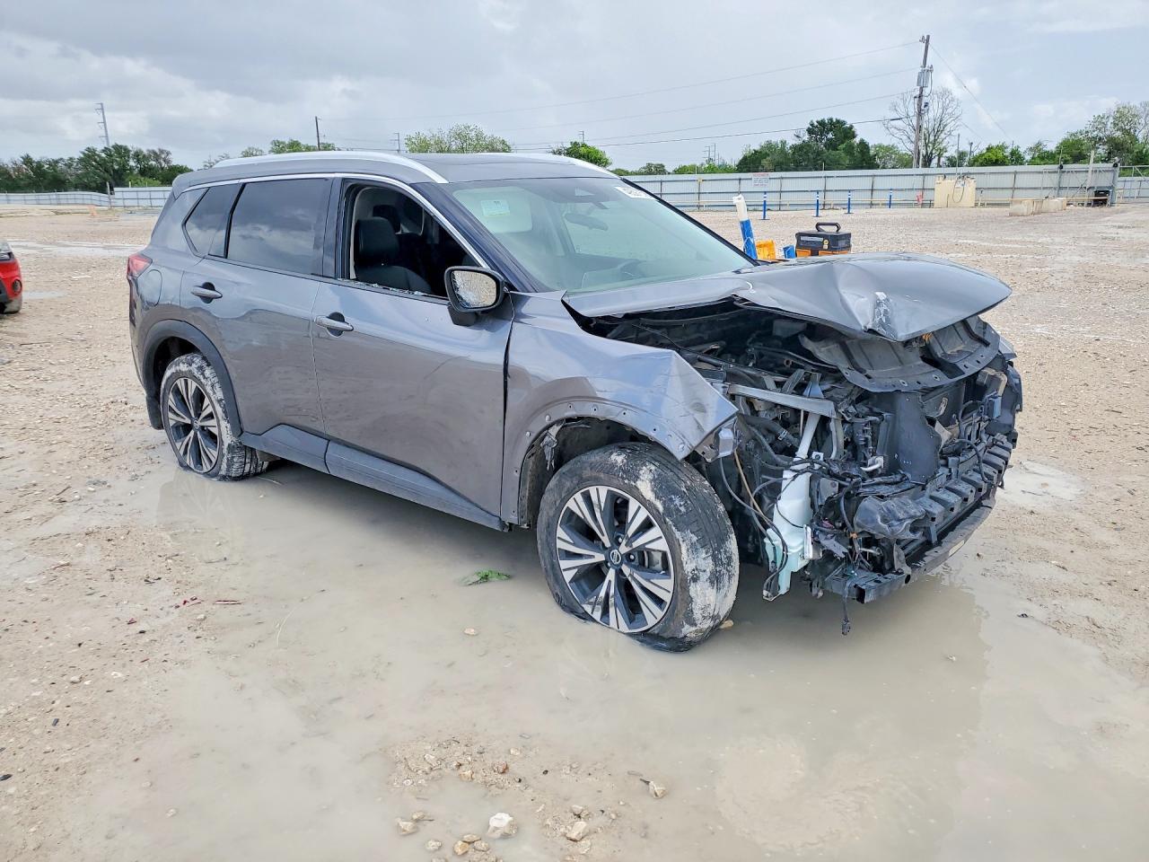 2021 NISSAN ROGUE