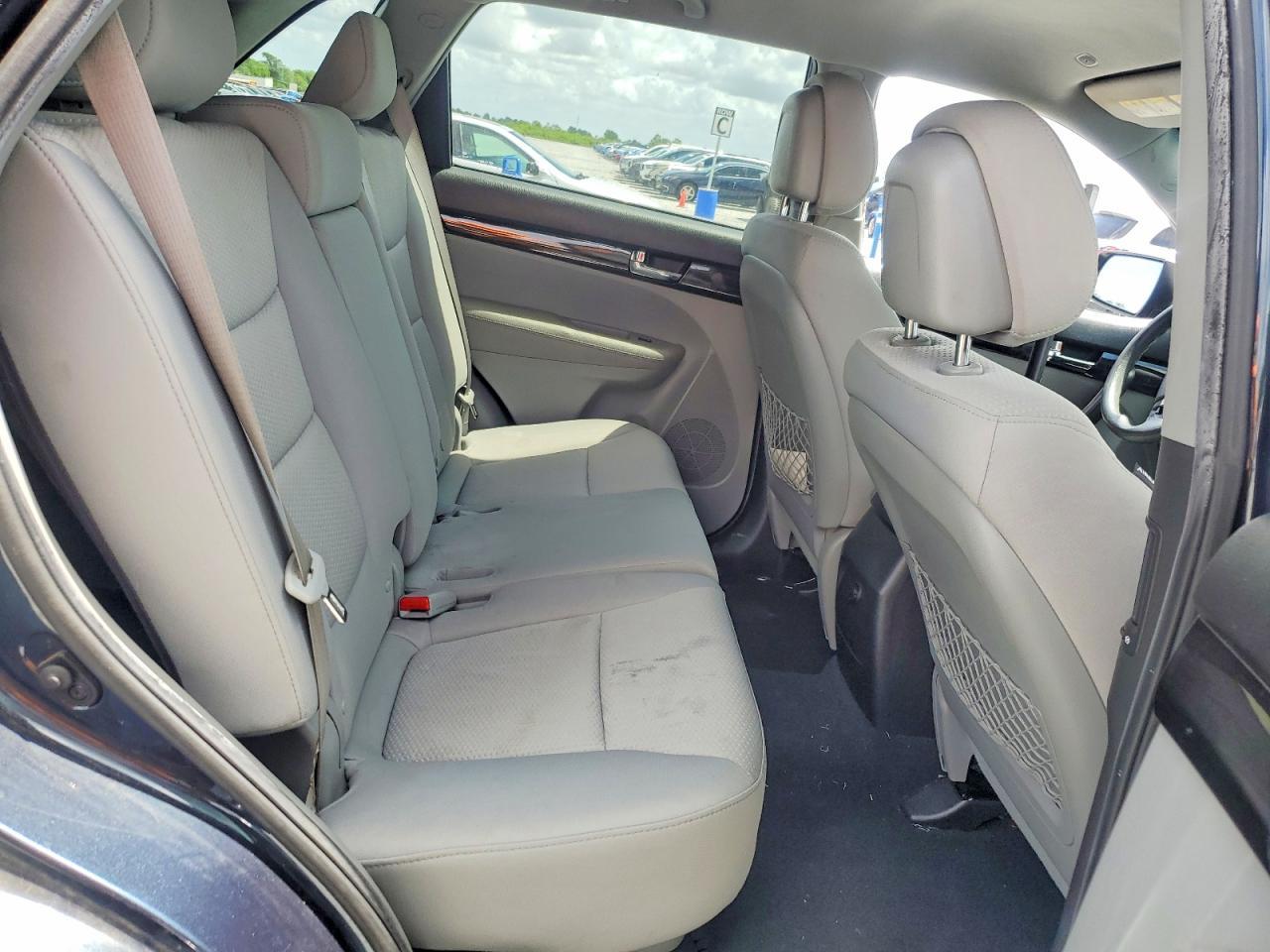 2012 KIA SORENTO