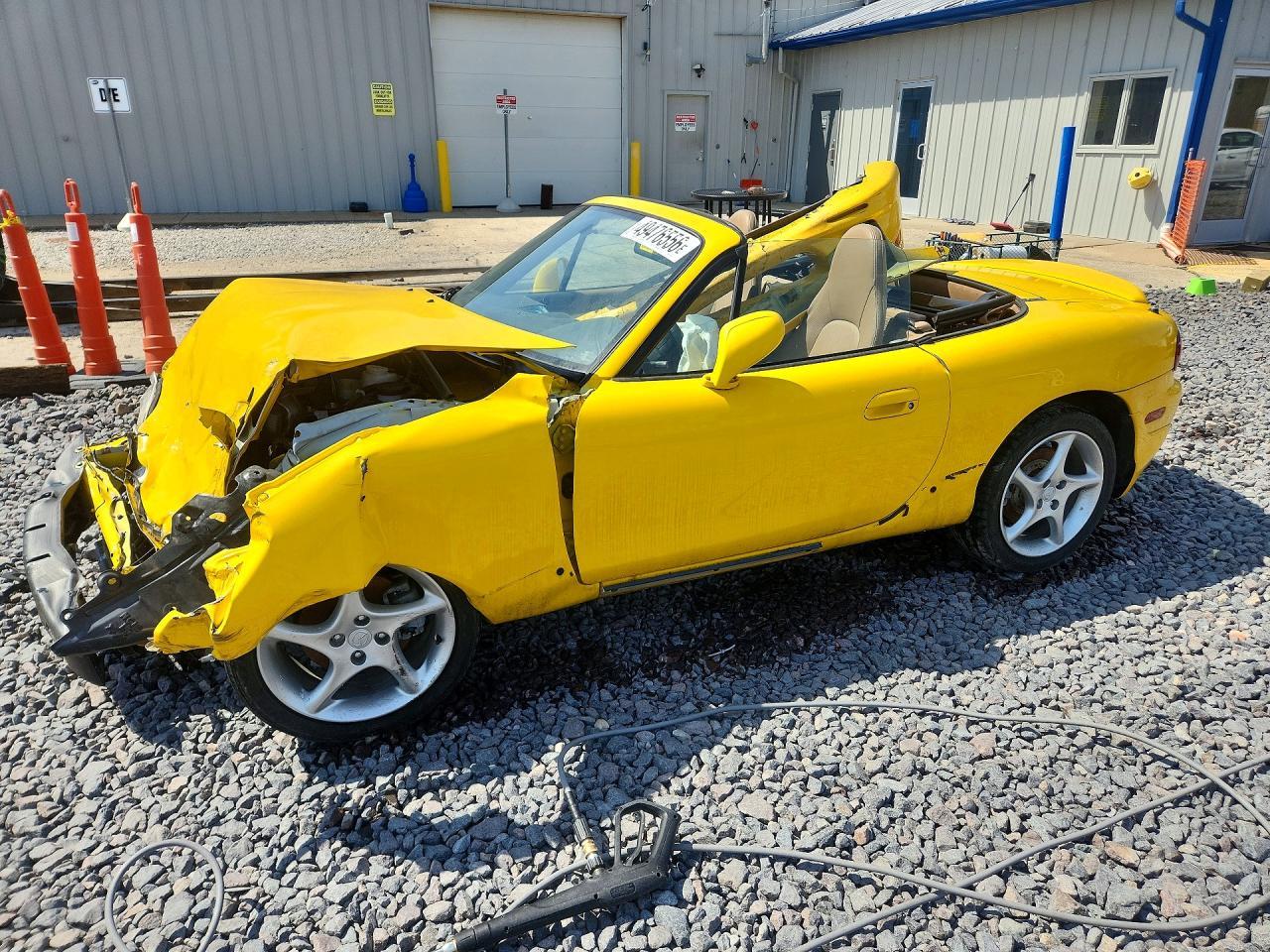 2002 MAZDA MX-5 Miata