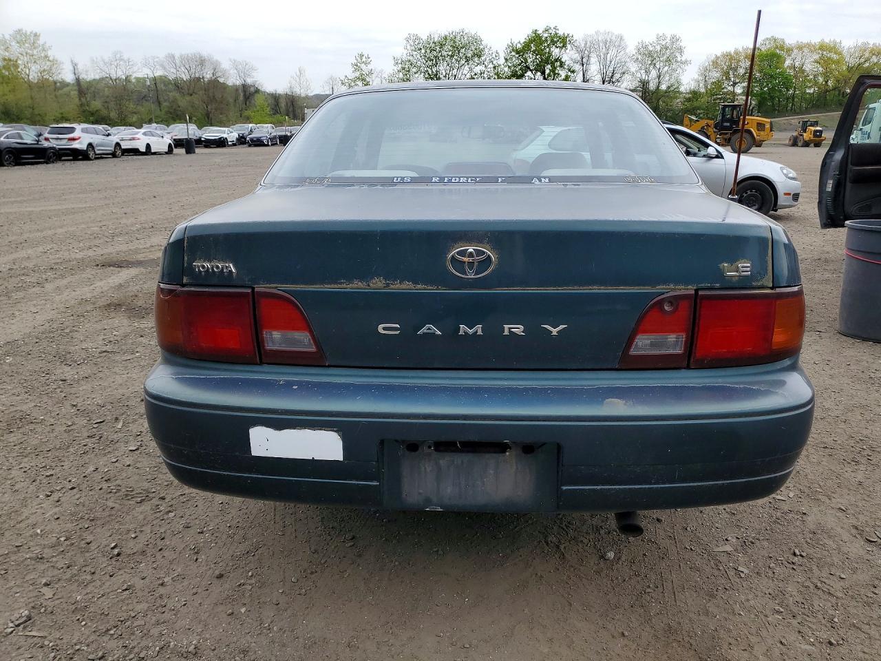 1996 TOYOTA CAMRY