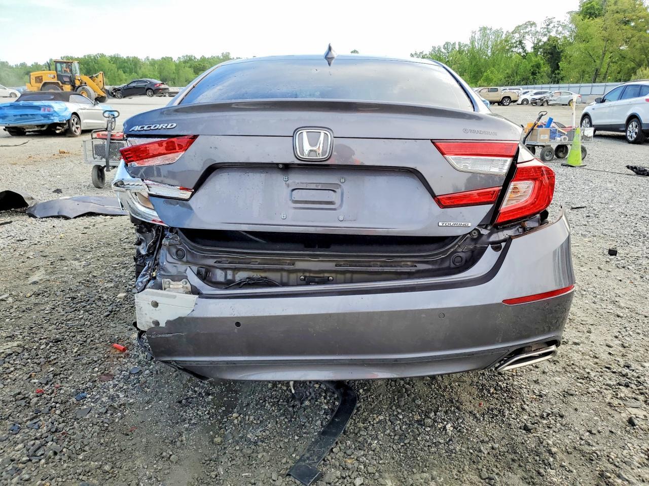 2018 HONDA ACCORD