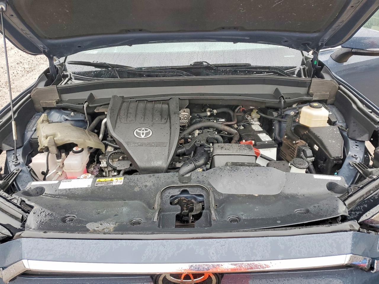 2024 TOYOTA HIGHLANDER
