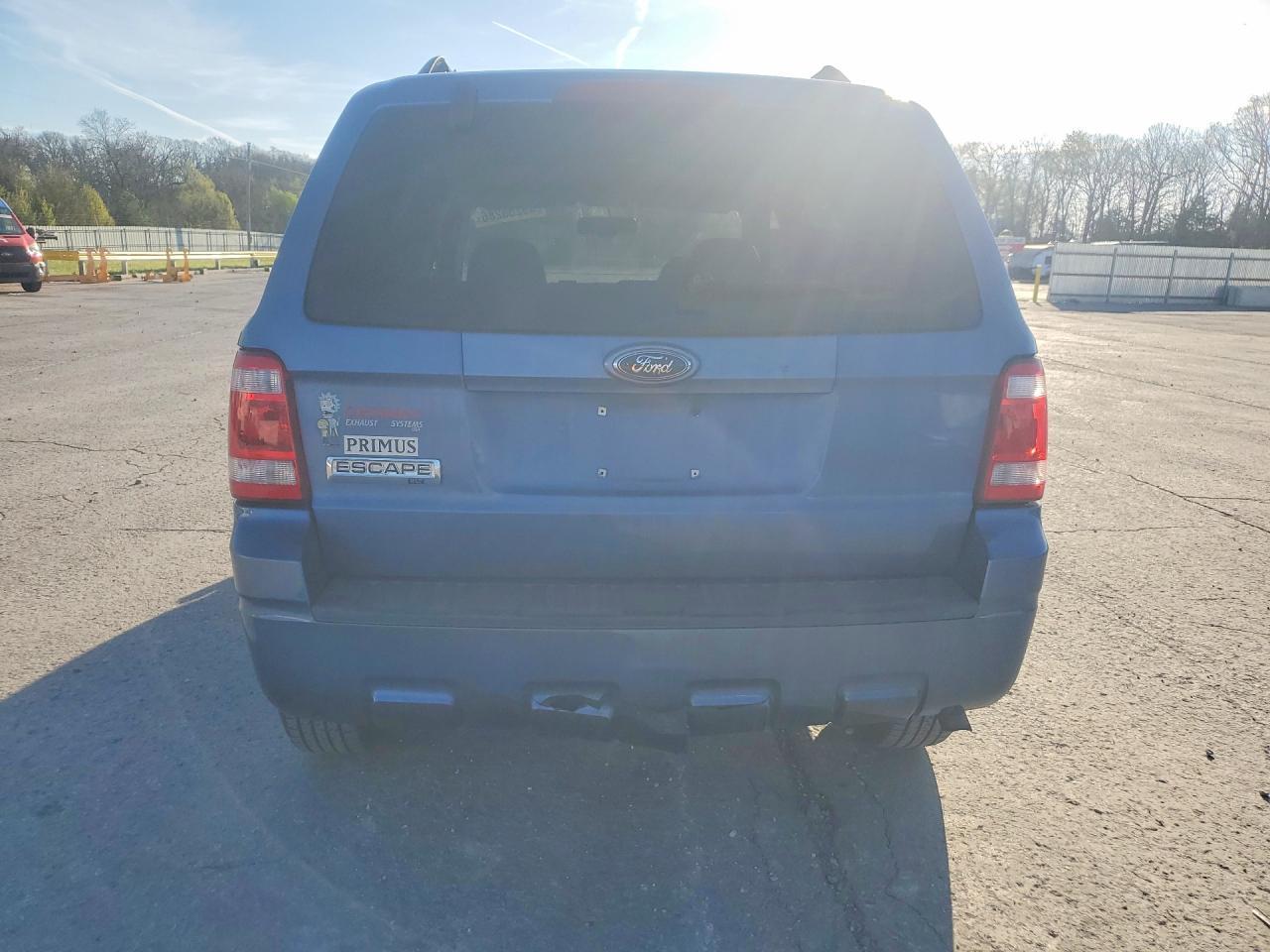 2009 FORD ESCAPE