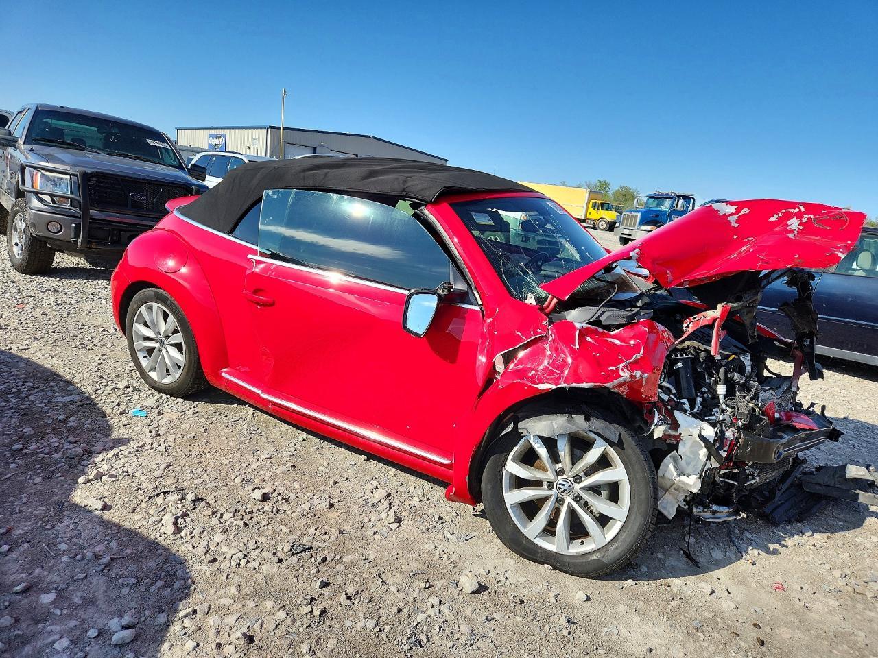 2015 VOLKSWAGEN Beetle