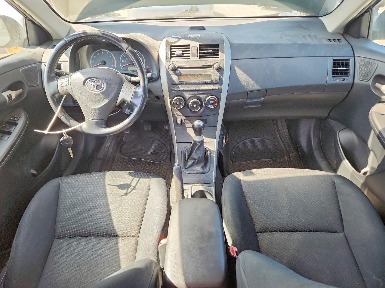 2009 TOYOTA COROLLA