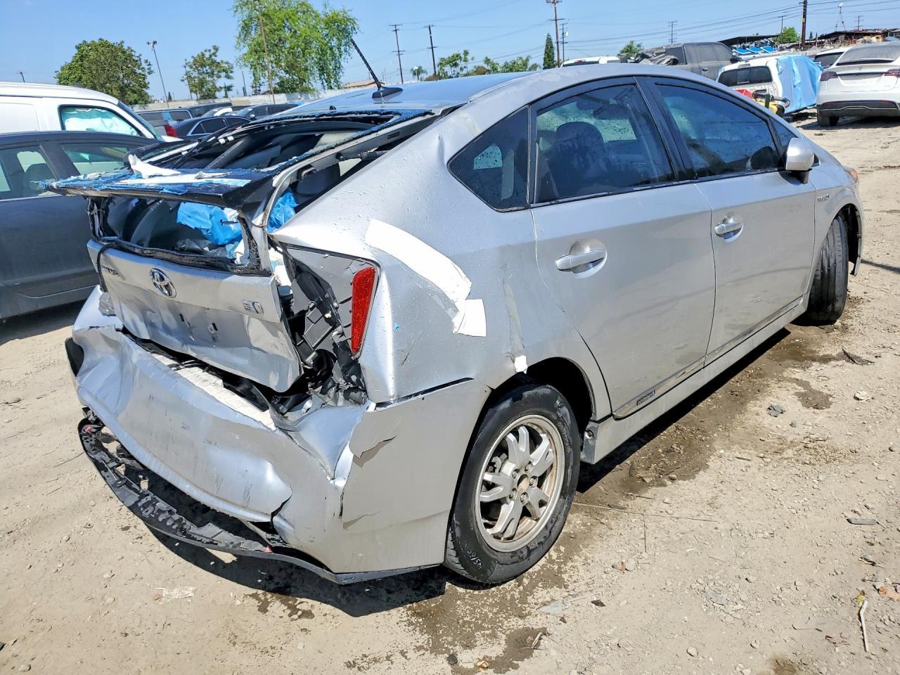 2011 TOYOTA PRIUS