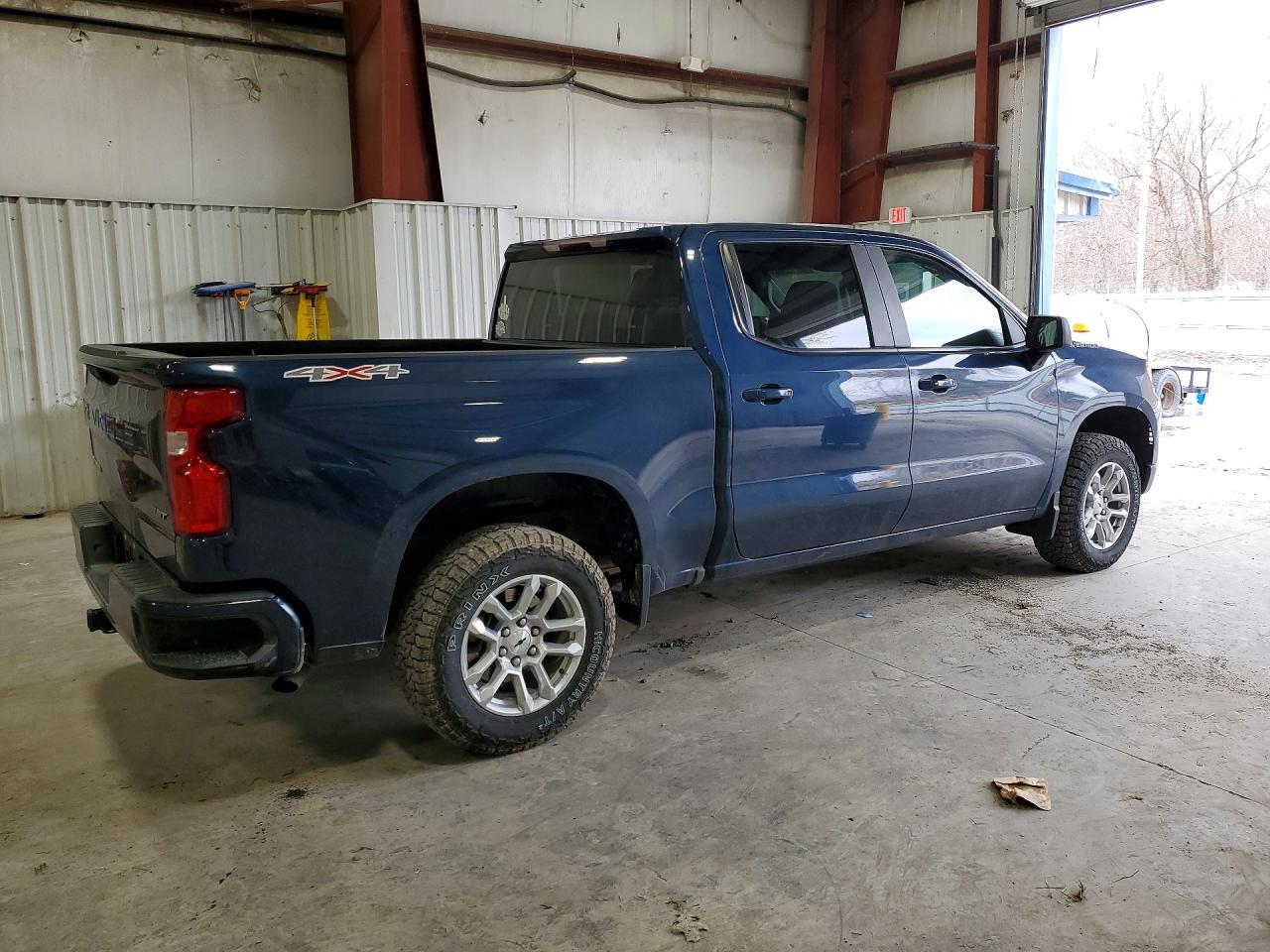 2023 CHEVROLET Silverado