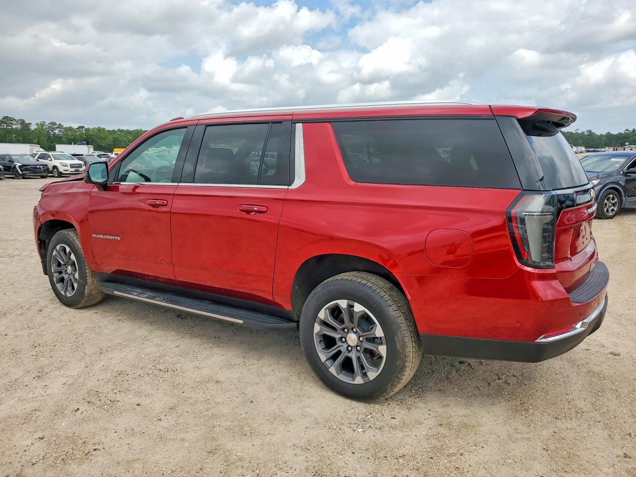 2025 CHEVROLET Suburban