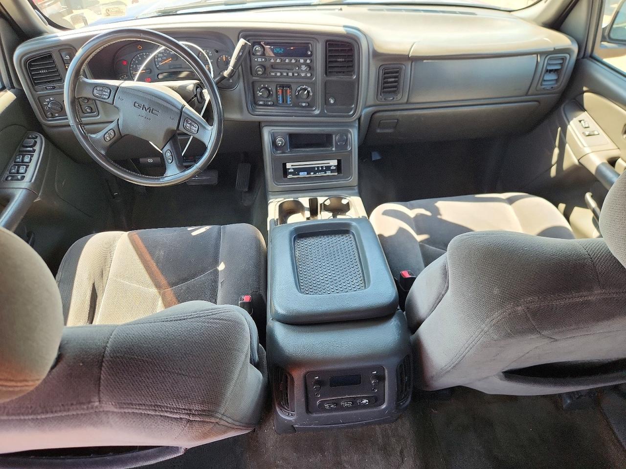 2004 GMC Sierra
