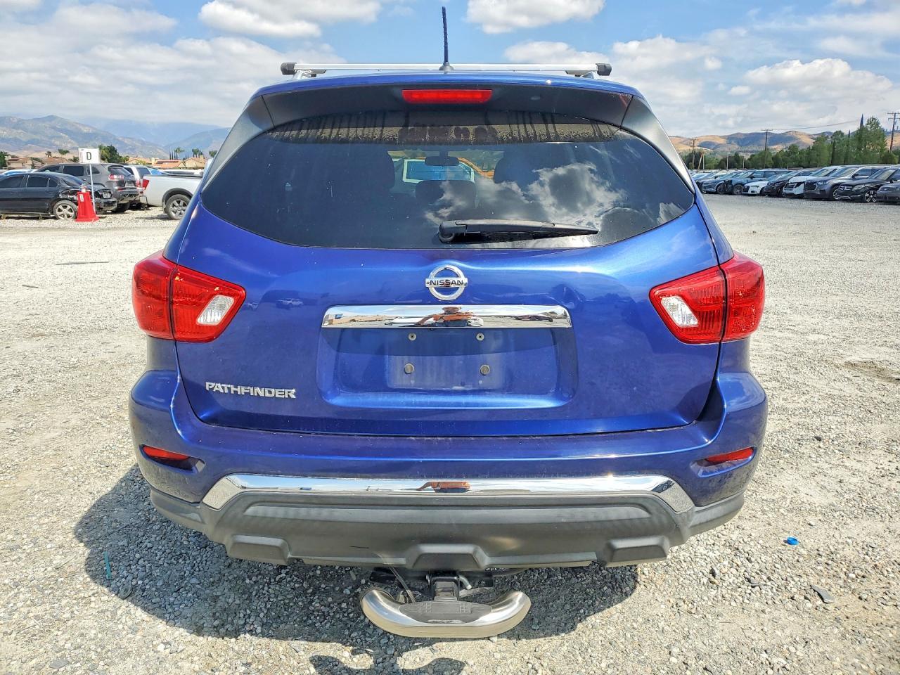 2018 NISSAN PATHFINDER