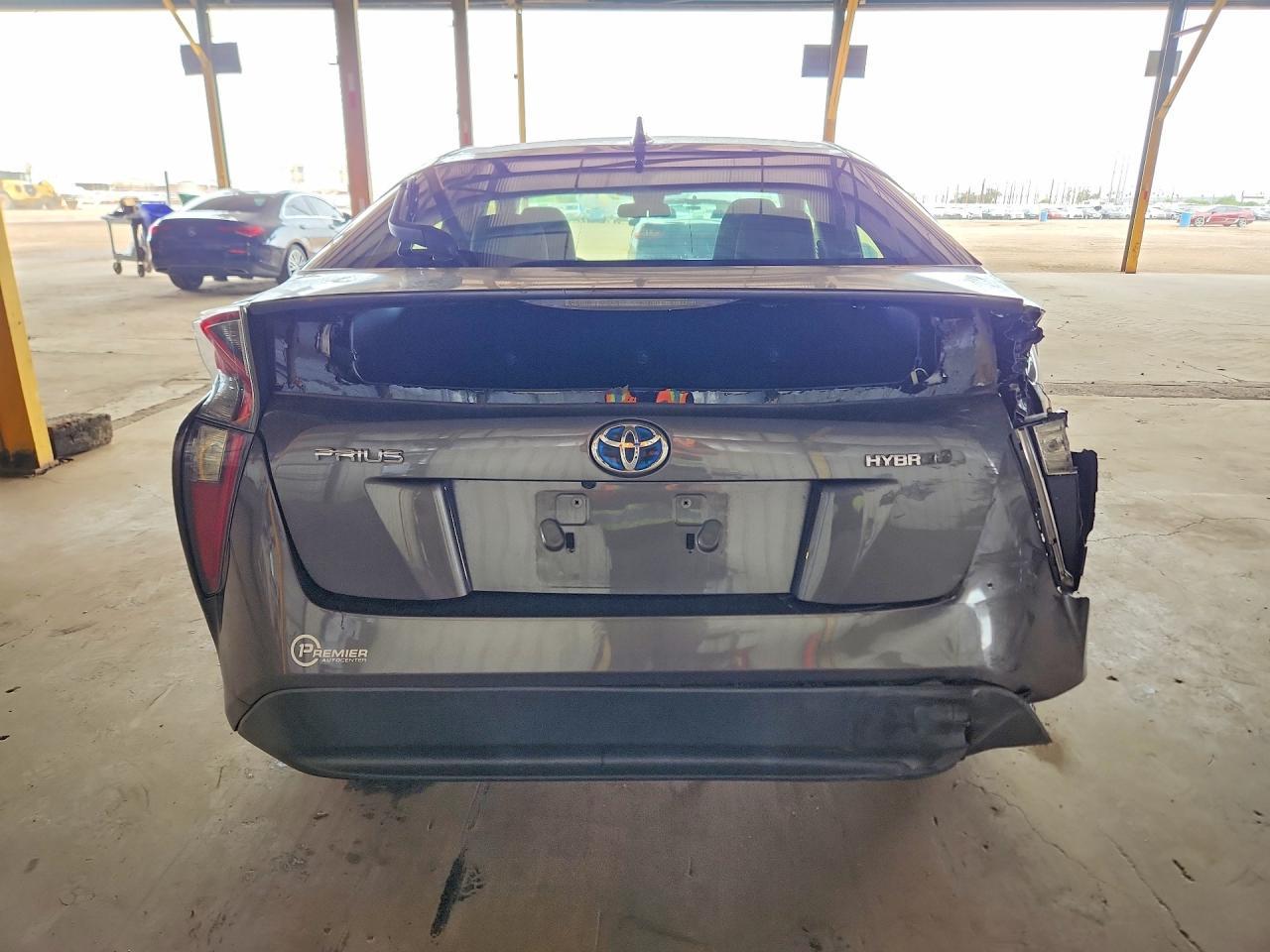2017 TOYOTA PRIUS