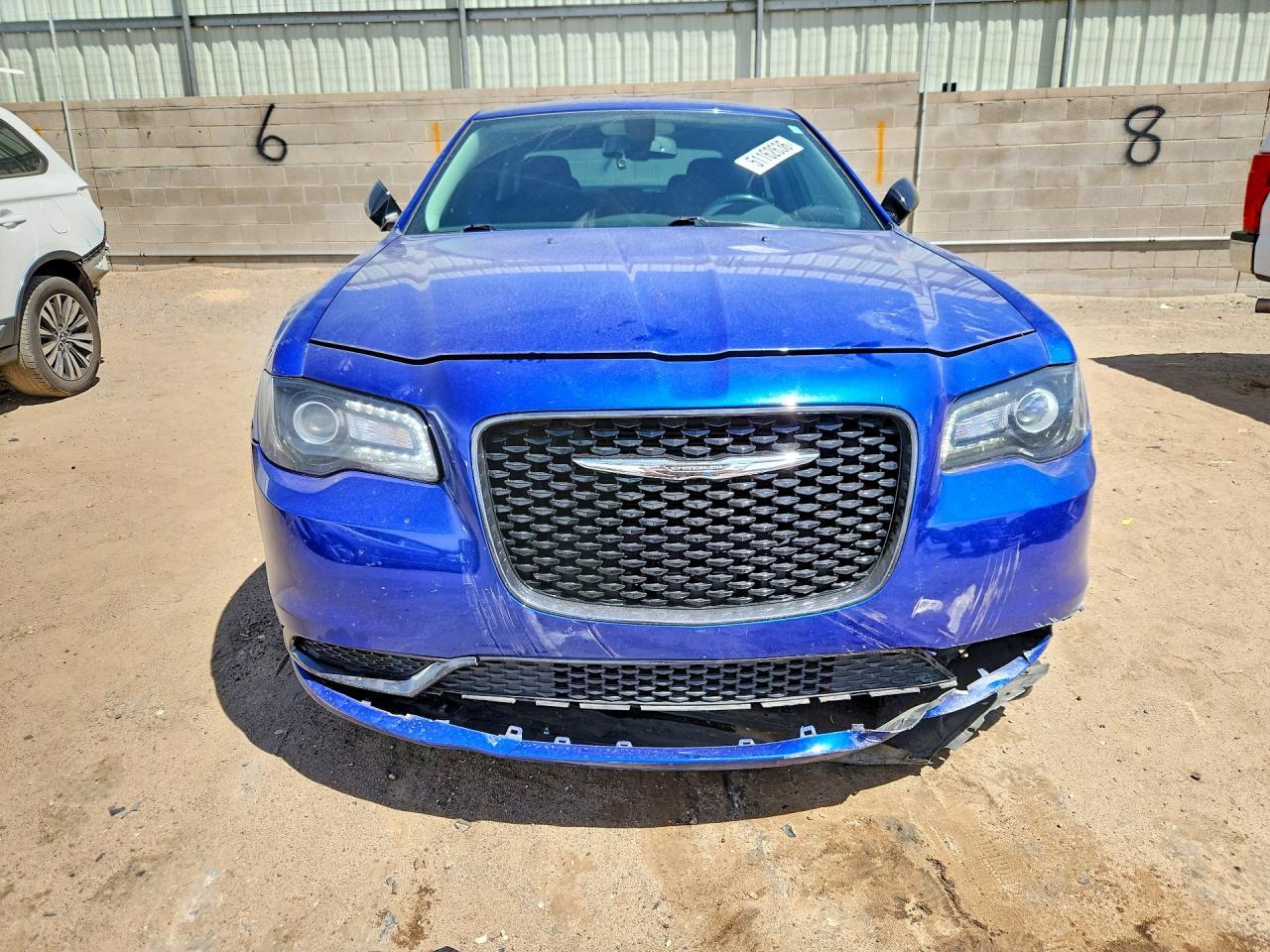 2019 CHRYSLER 300